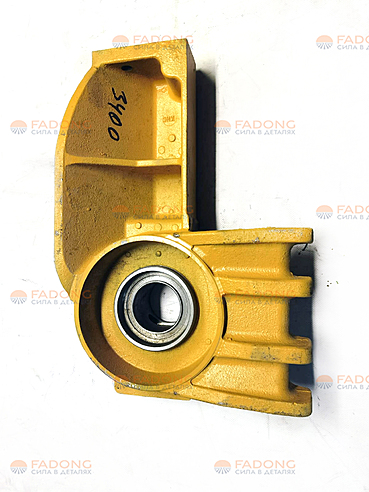 Крепление натяжного колеса правое 16Y-40-03400